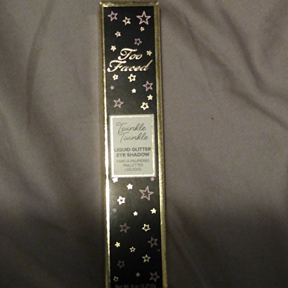 TWINKLE TWINKLE LIQUID GLITTER EYE SHADOW